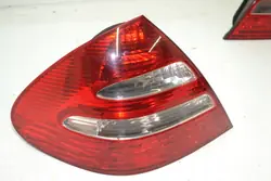 Mercedes E W211 02- Linker Rücklicht A2118200364