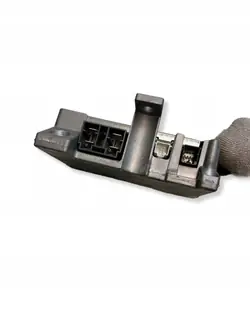 Ohjausvahvistimen ohjausyksikkö OEM A4545450032 Mitsubishi