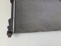 Radiateur de refroidissement moteur Mercedes-Benz OE A2035003903