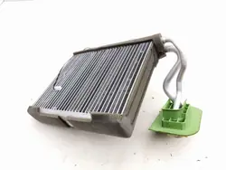 Nissan Leaf II ilmastointi höyrystin OEM AMD211745