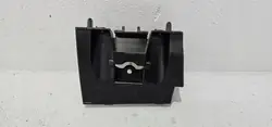 Soporte guardabarros delantero izquierdo OEM 32216697 Volvo XC60