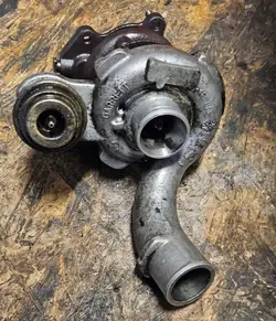 Turbo para TRAFIC VIVARO 1.9 CDTI