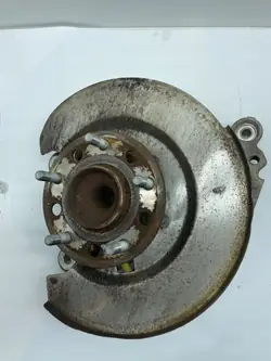Wielnaaf achter links OEM 83403 Chrysler Pacifica