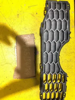 Chevrolet Captiva 2007 Rejilla de parachoques delantero izquierda