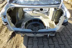 VW Jetta VI Takaluukun Lista OEM