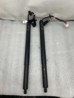Kit atuador de porta-malas OEM 904519468R para Renault Austral