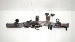 OEM 360161563 Etu-ylävyö Toyota Avensisille