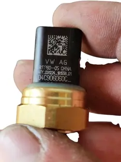 Sensor de pressão de óleo Audi OE 04C 906 060 C