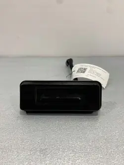 Poignée de coffre Kia FBZ18132 - Pièce OEM d'occasion