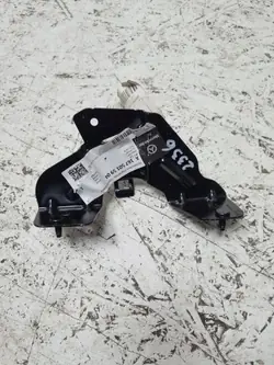 Mercedes-Benz GLE W167 Pompbeugel OEM A1675015904