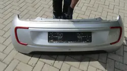 LA7W VW UP Heckstoßstange mit PDC - Gebraucht