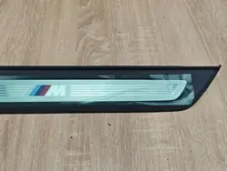 Protetor soleira dianteira OEM 5A0DB65 M-Package BMW