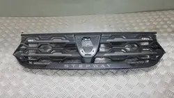 Dacia OE 623105852R radiator grille