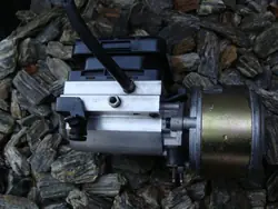 OEM 9654068680 Compresseur Suspension Citroen C5 05-08