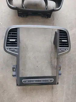 Cadre d'affichage OEM RENAULT MEGANE IV 18R