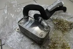 VOLVO Öl Kühler XC60/V60/V70/XC70 31325045