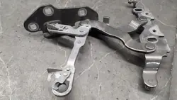 Haste do Capô Direito Mercedes W204