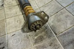 Ammortizzatore posteriore sinistro VW POLO 1.4L Diesel 2007 OEM