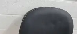 Audi A6 C8 oikea etupääntuki OEM KTS31302