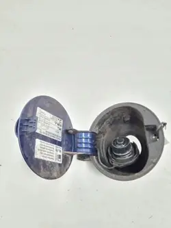 Audi 5P0809905 Polttoainekannen moottori 1.97L Diesel
