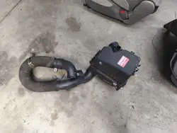 Luftfiltergehäuse OEM 17751-0T030 für Auris I