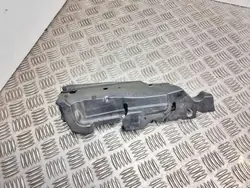 Pièces compartiment moteur OEM A6420161924 Mercedes-Benz