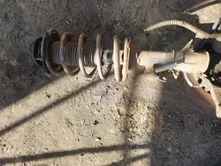 OEM McPherson-jousitus vasen etu Kia Picanto