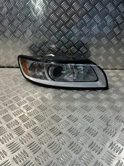 Oikea Etuvalo VOLVO S40 V40 V50 LIFT H7 EUROPA