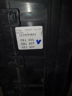 Säkringslåda OEM FD54T34VBBN4TbbRGFFG5GVBF4G545HRGG54G