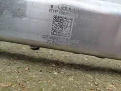 Audi OE Frontschutzblech OEM 4M0399315T - Gebraucht