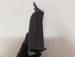 Volvo V50 konsolin käsinoja OEM JUT101272 - Käytetty