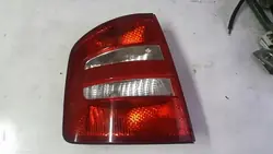 SKODA FABIA I SEDAN LUMIÈRE ARRIÈRE GAUCHE 6Y9945111B