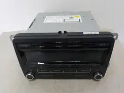 Radio VW OEM 5M0035186J avec CD, MP3, Aux