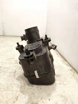 Boîtier filtre à air Maserati Quattroporte VI Ghibli OEM 670001543
