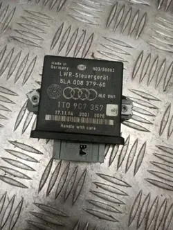 Módulo de luzes Skoda OE 5LA00837960 Octavia II