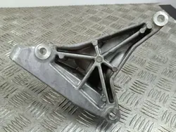 Mitsubishi Outlander IV Lagerstödbracket OEM FOB45914