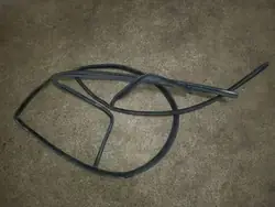 BMW E34 motorhukspackning OEM 51711944588 - Begagnad