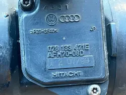 Débitmètre OEM 078133471E Audi A4 B5 2.4 Essence
