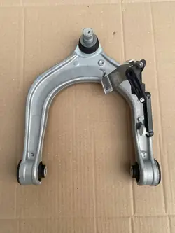 Braccio di Controllo Superiore Sinistro BMW X5 X6 G05 G06 + Sensore
