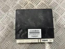 Jousituksen ohjausmoduuli Mercedes E-luokka W213 A2139009618