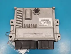 Engine Control Unit Peugeot 508 I 2.0 HDi 9808270880