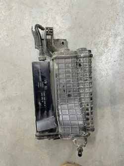 OEM 5QA201801A hiilifilteri Audi VW Skodalle