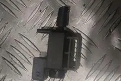 Elektromagnetische klep VOLVO V50 2.4L Diesel 2008 OEM