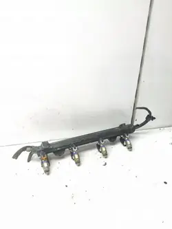OEM 036133320 inspuitrail voor 1.4 16V Golf VI