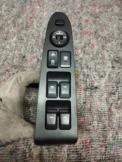 Pannello interruttore finestra sinistra Kia Sportage III 93570-3W400WK