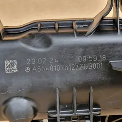 Couvercle de Soupape Mercedes OEM 6540107712 Moteur OM 654