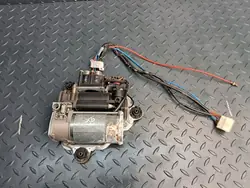 OEM 6 787 616 Luftfeder-Kompressor Heck BMW X5
