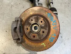 Fjädring knuckle vänster fram SsangYong Tivoli XLV 1.7