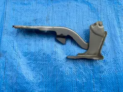 OEM 9677784900 Höger Motorhuksgångjärn Peugeot 308 T9