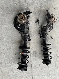 AMORTISSEUR McPHERSON AVANT GAUCHE HYUNDAI TUCSON II LIFT